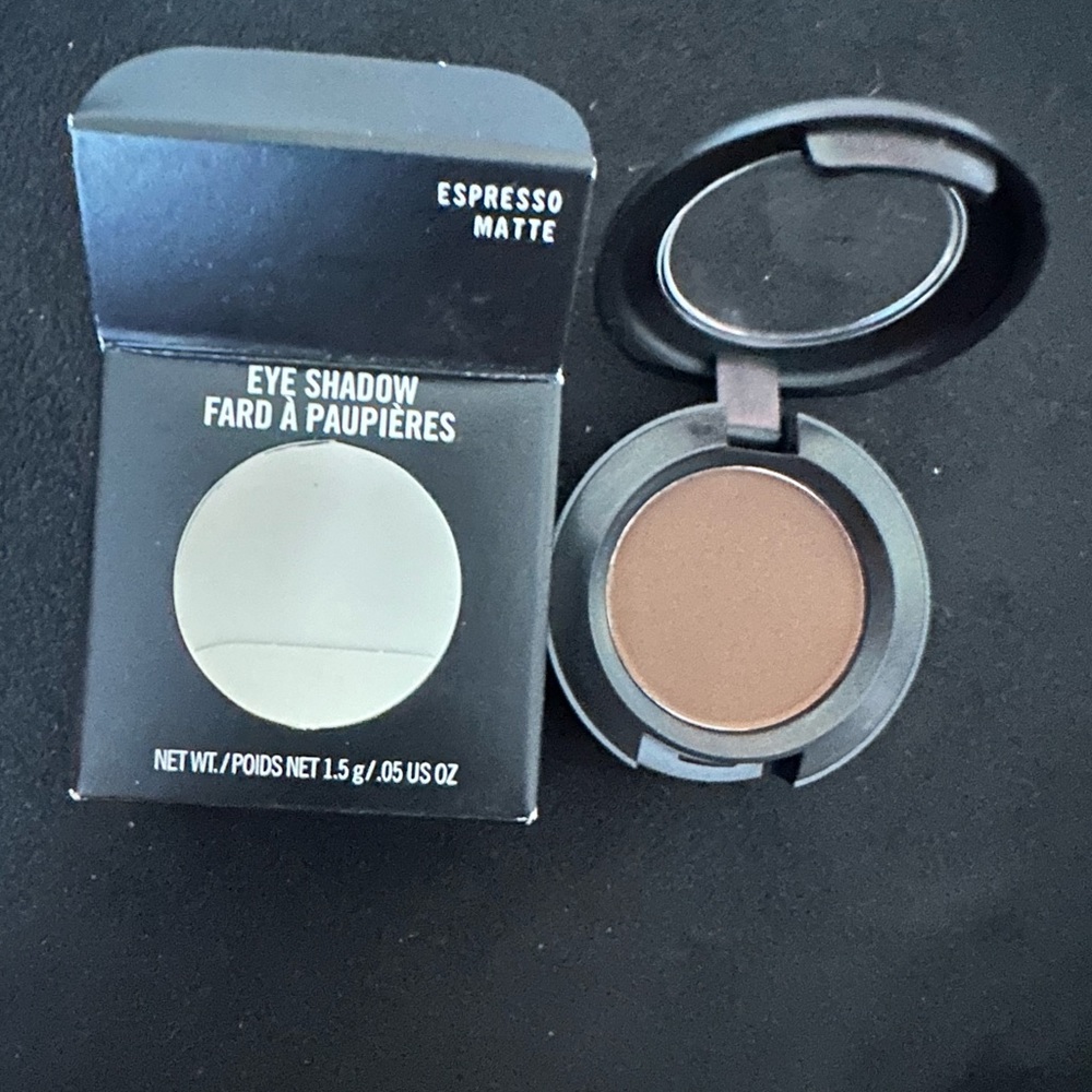 Mac eyeshadow